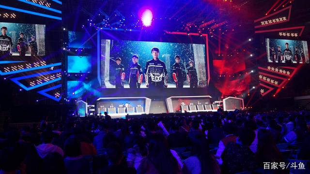 Sunlight 上演了一场疯狂的公牛秀， banye + Starfire 双枪手收割了 Oh My God 并横扫了 Royal Never Give Up